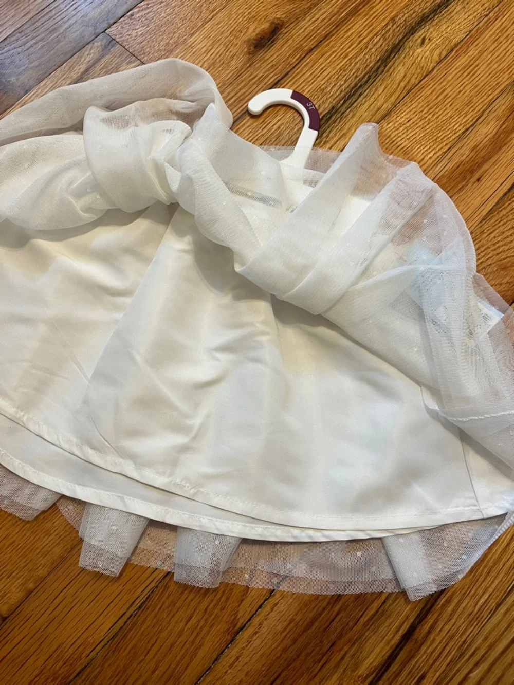 Cat & Jack Toddler Girls White Tulle Skirt Tutu Iridescent Dots Size 3T NWT